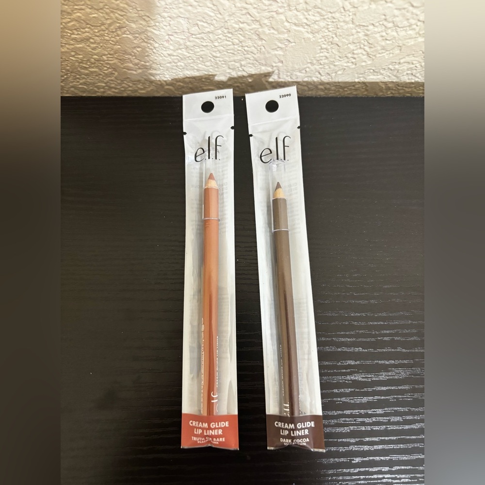 5 items x $25 (2) e.l.f. Cream Glide Lip Liner Set NEW